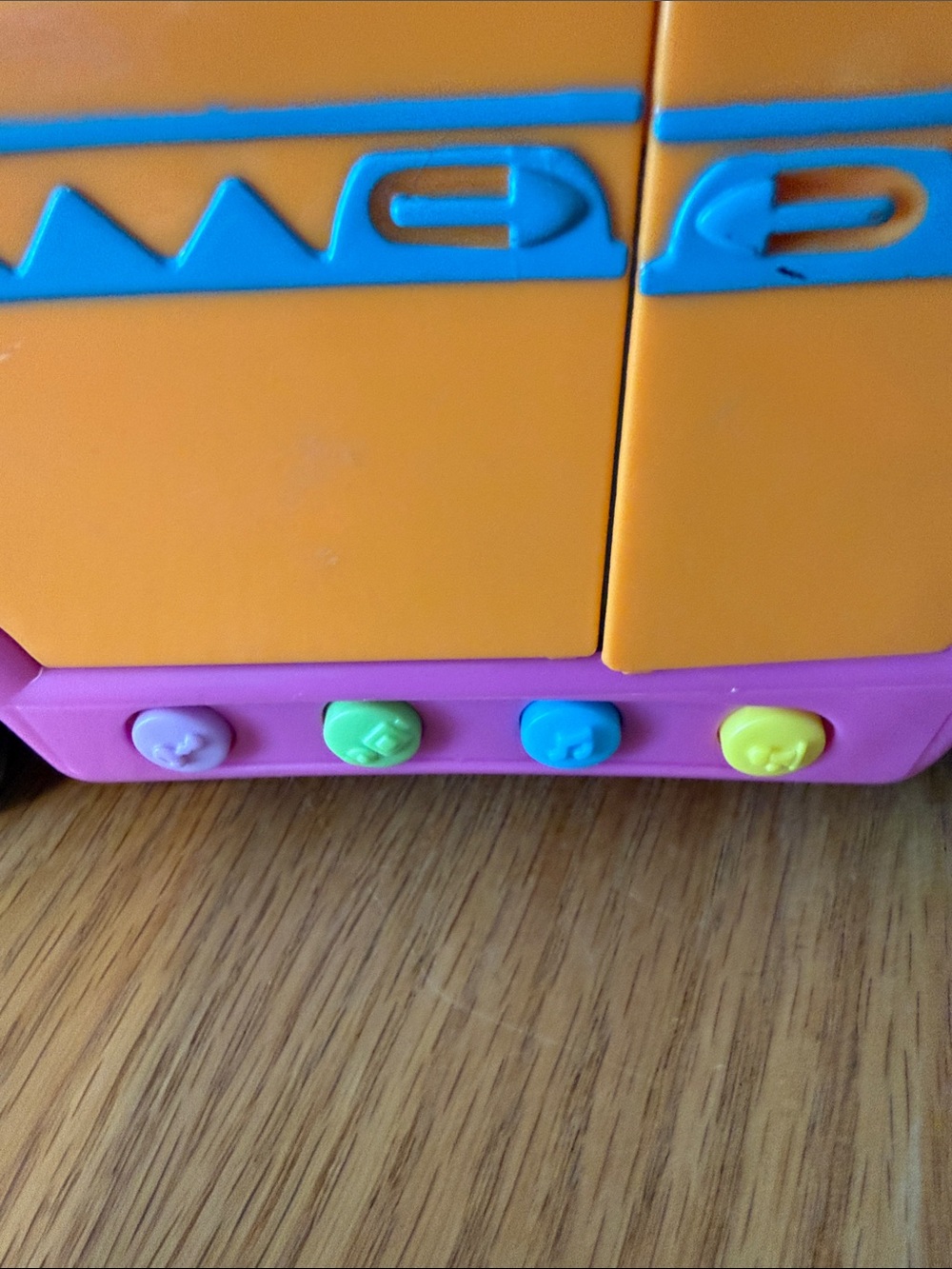 2003 Dora the Explorer Van with Working Sound - Picture 7 of 9